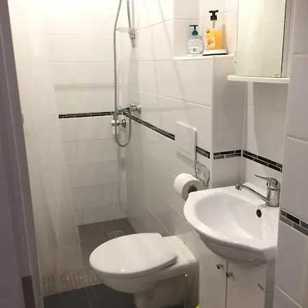 Odra 10/2 Apartman *